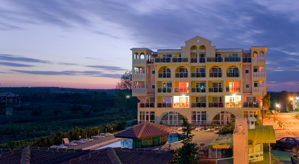 Stefanov 2 Hotel Lozenets Ngoại thất bức ảnh