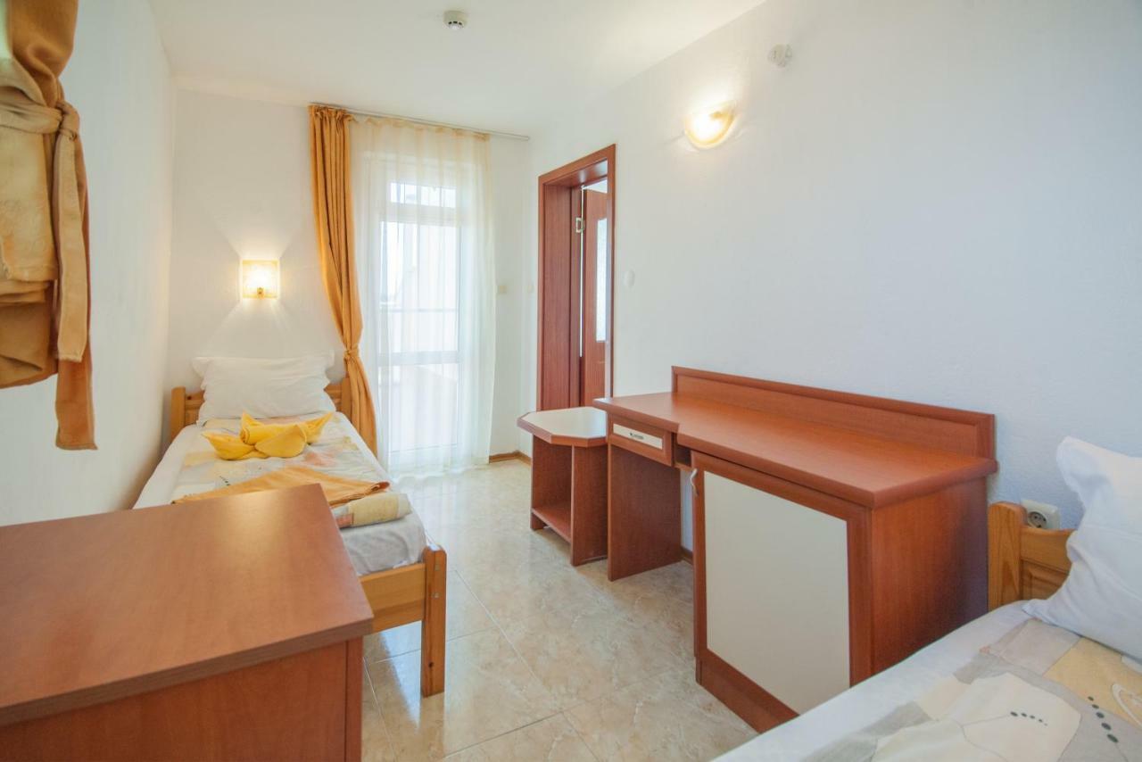 Stefanov 2 Hotel Lozenets Ngoại thất bức ảnh