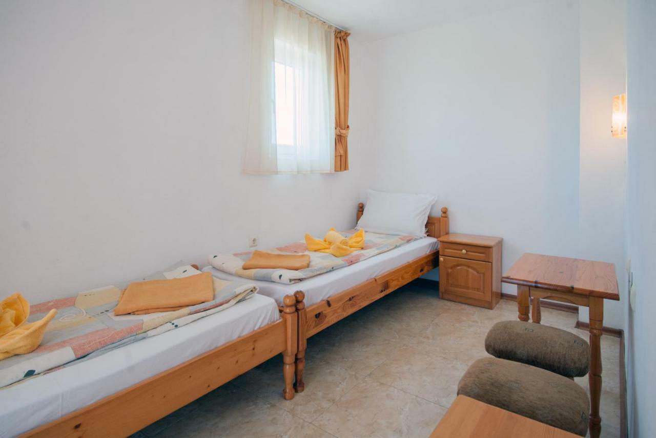 Stefanov 2 Hotel Lozenets Ngoại thất bức ảnh